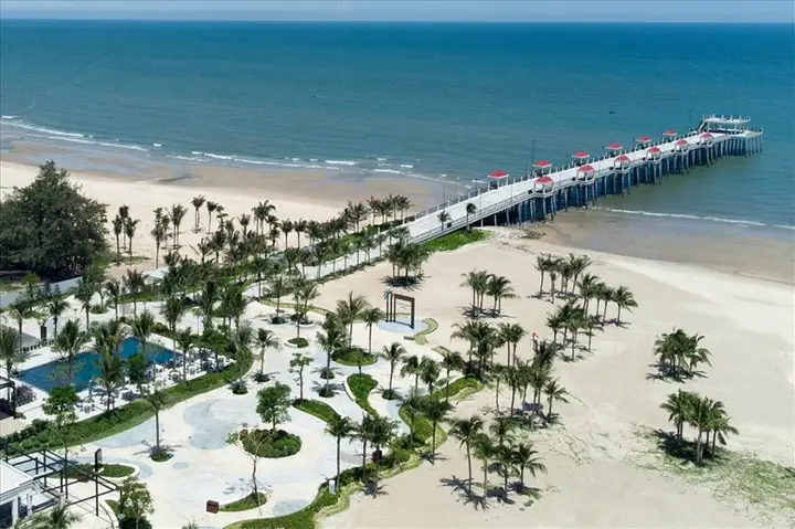 Hình Ảnh Khu Du Lịch Hồ Tràm: Biển Xanh, Resort Sang Trọng & Điểm Check-in Hấp Dẫn