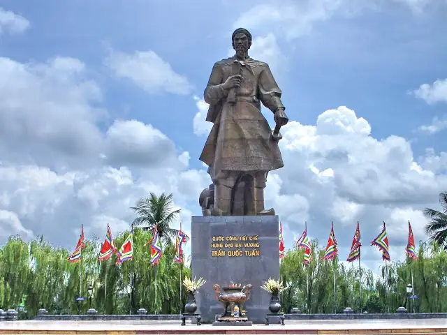 Khám Phá Vẻ Đẹp Quê Hương Nam Định: Những Hình Ảnh Tuyệt Đẹp Từ Đất Đến Người