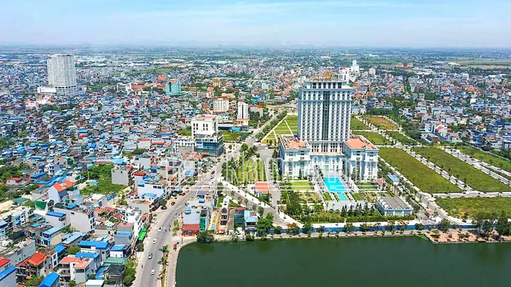 Khám Phá Vẻ Đẹp Thành Phố Nam Định: Hình Ảnh Và Điểm Đến Nổi Bật