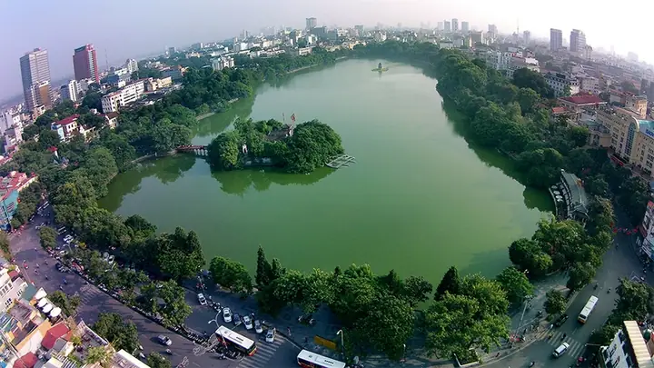 Hồ Gươm Sâu Bao Nhiêu Mét? Độ Sâu Trung Bình, Điểm Nông Nhất Và Tình Hình Hiện Tại