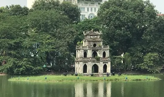 Hồ Gươm Sâu Bao Nhiêu Mét? Độ Sâu Trung Bình, Điểm Nông Nhất Và Tình Hình Hiện Tại Hồ Gươm Sâu Bao Nhiêu Mét? Độ Sâu Trung Bình, Điểm Nông Nhất Và Tình Hình Hiện Tại