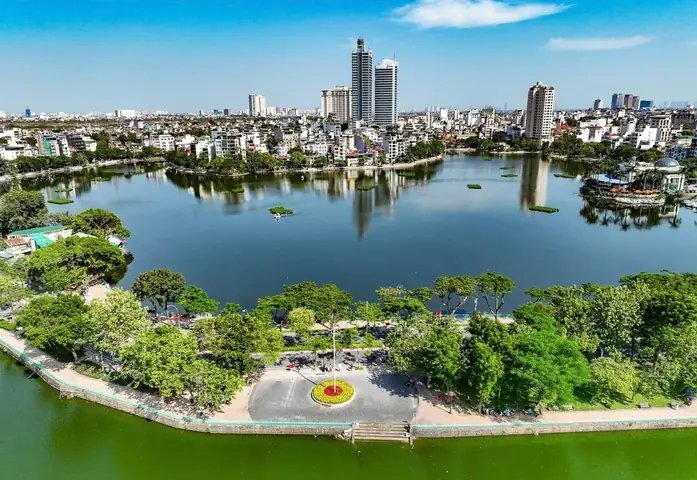 Hồ Trúc Bạch Rộng Bao Nhiêu? Diện Tích, Chu Vi & Những Điều Thú Vị 26 Hồ Trúc Bạch Rộng Bao Nhiêu? Diện Tích, Chu Vi & Những Điều Thú Vị