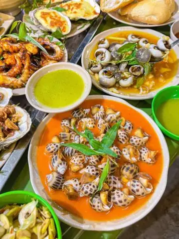 Khóa Học Nấu Ăn Mở Quán Ốc: Bí Quyết Kinh Doanh Hốt Bạc Triệu Mỗi Ngày