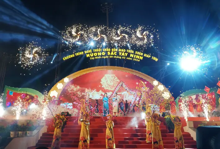 Hội Xuân Núi Bà Đen 2026: Lịch Khai Mạc, Chủ Đề & Trải Nghiệm Lễ Hội Tâm Linh 24 Hội Xuân Núi Bà Đen 2026: Lịch Khai Mạc, Chủ Đề & Trải Nghiệm Lễ Hội Tâm Linh