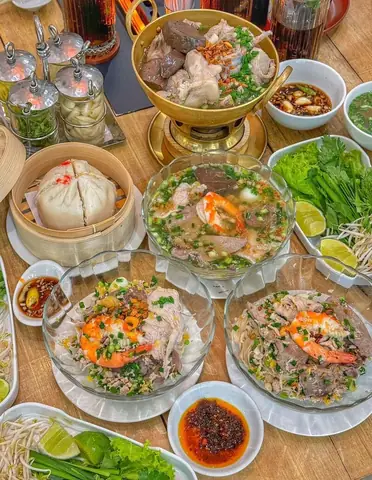 Hủ Tiếu Nam Vang Hồng Phát: Lịch Sử, Hương Vị Chuẩn Sài Gòn & Đánh Giá Chi Tiết Hủ Tiếu Nam Vang Hồng Phát: Lịch Sử, Hương Vị Chuẩn Sài Gòn & Đánh Giá Chi Tiết