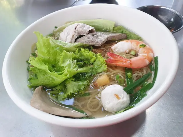 Khám Phá Hủ Tiếu Người Hoa Quận 11 Ngon Nức Tiếng: Địa Điểm & Trải Nghiệm Khám Phá Hủ Tiếu Người Hoa Quận 11 Ngon Nức Tiếng: Địa Điểm & Trải Nghiệm