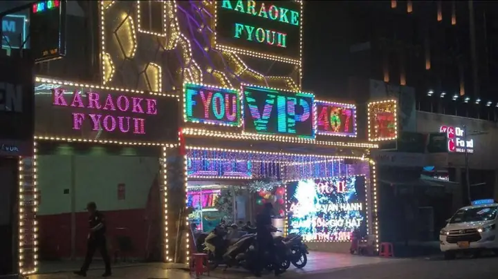 Karaoke Fyou Sư Vạn Hạnh: Địa Chỉ, Đặt Phòng & Ưu Đãi Mới Nhất Karaoke Fyou Sư Vạn Hạnh: Địa Chỉ, Đặt Phòng & Ưu Đãi Mới Nhất