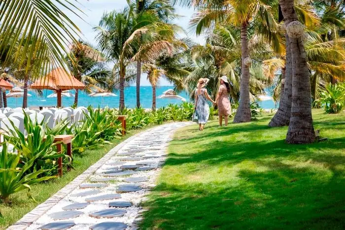 Khách Sạn Gần Biển Ninh Chữ: Chọn Chỗ Nghỉ Lý Tưởng Từ 3 Sao Đến Resort Cao Cấp 93 Khách Sạn Gần Biển Ninh Chữ: Chọn Chỗ Nghỉ Lý Tưởng Từ 3 Sao Đến Resort Cao Cấp