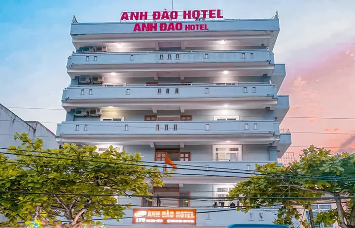 Khách Sạn Cửa Lò Giá Rẻ: Top Địa Điểm Đáng Ở, Kinh Nghiệm Đặt Phòng Tiết Kiệm 25 Khách Sạn Cửa Lò Giá Rẻ: Top Địa Điểm Đáng Ở, Kinh Nghiệm Đặt Phòng Tiết Kiệm