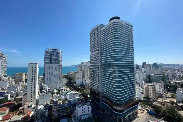 Top Khách Sạn Đường Nguyễn Thị Minh Khai Nha Trang: Review & Gợi Ý Theo Ngân Sách