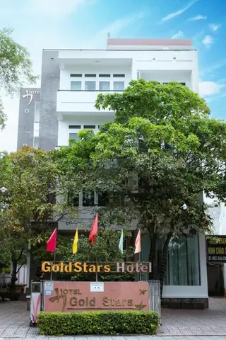 Gold Stars Hotel Long Hải: Review, Giá Phòng & Kinh Nghiệm Đặt Khách Sạn Gold Stars Hotel Long Hải: Review, Giá Phòng & Kinh Nghiệm Đặt Khách Sạn