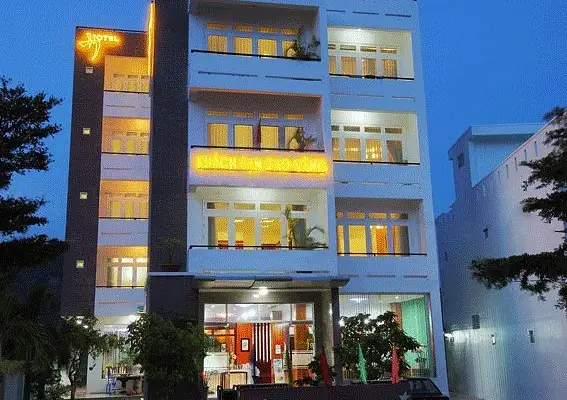 Gold Stars Hotel Long Hải: Review, Giá Phòng & Kinh Nghiệm Đặt Khách Sạn