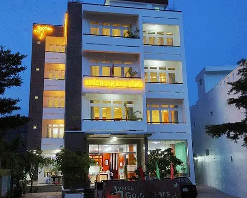 Gold Stars Hotel Long Hải: Review, Giá Phòng & Kinh Nghiệm Đặt Khách Sạn Gold Stars Hotel Long Hải: Review, Giá Phòng & Kinh Nghiệm Đặt Khách Sạn