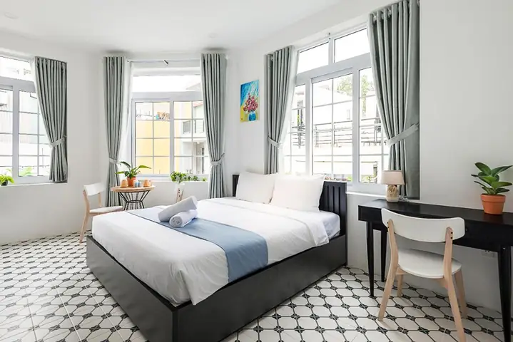 Top Khách Sạn Quận 1 Gần Phố Đi Bộ Nguyễn Huệ: Lựa Chọn Lý Tưởng Cho Kỳ Nghỉ Của Bạn Top Khách Sạn Quận 1 Gần Phố Đi Bộ Nguyễn Huệ: Lựa Chọn Lý Tưởng Cho Kỳ Nghỉ Của Bạn