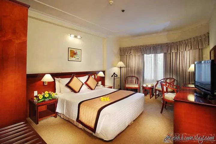 Top Khách Sạn Tốt Nhất Quận Tân Bình: Tiện Nghi, Giá Rẻ Gần Sân Bay (2024)