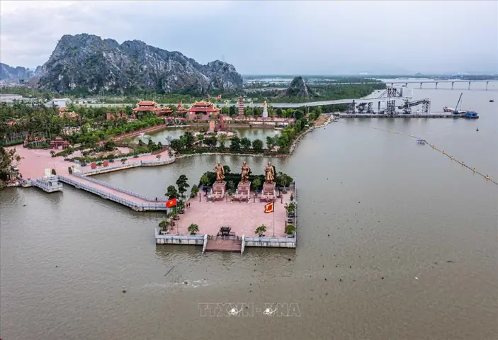 Khu Di Tích Lịch Sử Bạch Đằng Giang: Khám Phá Hồn Thiêng Sông Núi Và Ý Nghĩa Lịch Sử