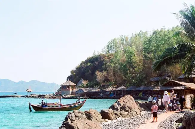 Con Sẻ Tre Nha Trang: Kinh Nghiệm Du Lịch Toàn Diện Từ A-z Con Sẻ Tre Nha Trang: Kinh Nghiệm Du Lịch Toàn Diện Từ A-z