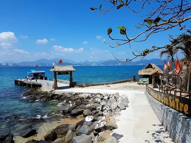 Con Sẻ Tre Nha Trang: Kinh Nghiệm Du Lịch Toàn Diện Từ A-z Con Sẻ Tre Nha Trang: Kinh Nghiệm Du Lịch Toàn Diện Từ A-z