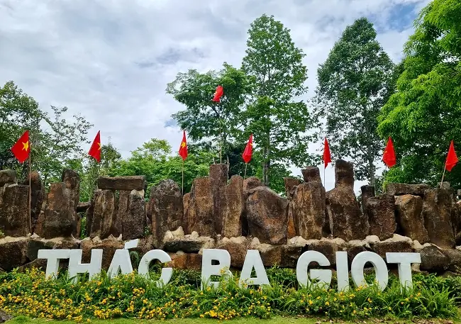 Khám Phá Định Quán Đồng Nai: Top Địa Điểm Du Lịch Sinh Thái Hấp Dẫn Nhất 98 Khám Phá Định Quán Đồng Nai: Top Địa Điểm Du Lịch Sinh Thái Hấp Dẫn Nhất