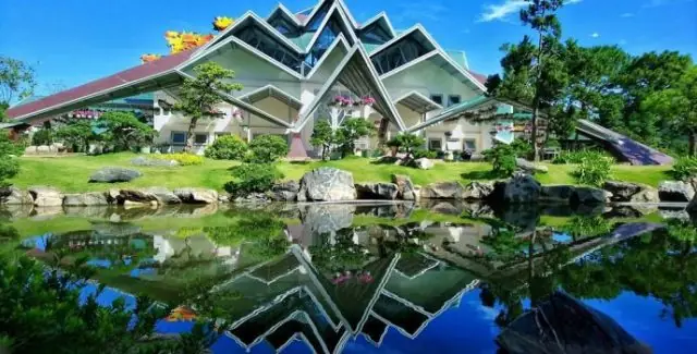 Khu Du Lịch Lá Phong Đà Lạt: Giá Vé, Đường Đi, Kinh Nghiệm & Nên Đi Mùa Nào Đẹp Nhất 2026 Khu Du Lịch Lá Phong Đà Lạt: Giá Vé, Đường Đi, Kinh Nghiệm & Nên Đi Mùa Nào Đẹp Nhất 2026