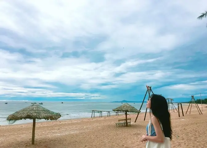 Khám Phá Các Điểm Du Lịch Hấp Dẫn Tại Thạch Hà, Hà Tĩnh: Từ Biển Xanh Đến Khu Sinh Thái Khám Phá Các Điểm Du Lịch Hấp Dẫn Tại Thạch Hà, Hà Tĩnh: Từ Biển Xanh Đến Khu Sinh Thái