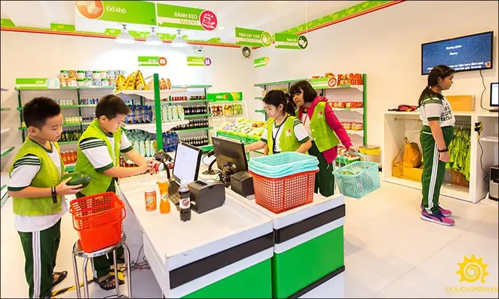 Vietopia Quận 7: Review Chi Tiết & Kinh Nghiệm Vui Chơi Cho Bé