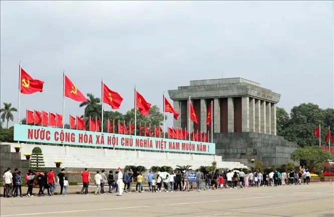 Lăng Chủ Tịch Hồ Chí Minh Mở Cửa Ngày Nào? Lịch Và Giờ Viếng Thăm Chi Tiết 2026 Lăng Chủ Tịch Hồ Chí Minh Mở Cửa Ngày Nào? Lịch Và Giờ Viếng Thăm Chi Tiết 2026