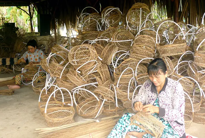 Khám Phá Làng Nghề Truyền Thống Bến Tre: Di Sản Văn Hóa Và Điểm Đến Du Lịch Độc Đáo
