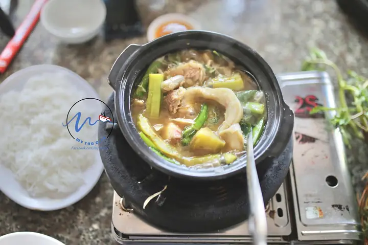 Lẩu Mắm Út Cường Mỹ Tho: Review, Địa Chỉ, Giá Cả Và Kinh Nghiệm Thưởng Thức