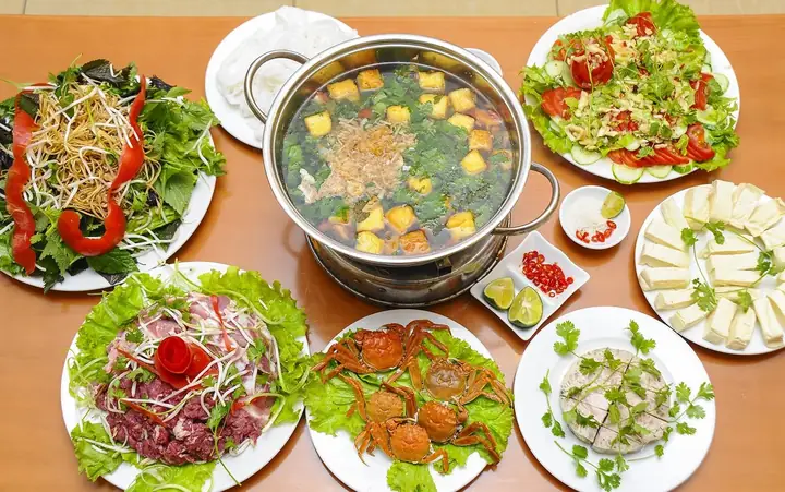 Lẩu Riêu Cua Bắp Bò Hà Nội: Quán Ngon & Cách Nấu Chuẩn Vị Lẩu Riêu Cua Bắp Bò Hà Nội: Quán Ngon & Cách Nấu Chuẩn Vị