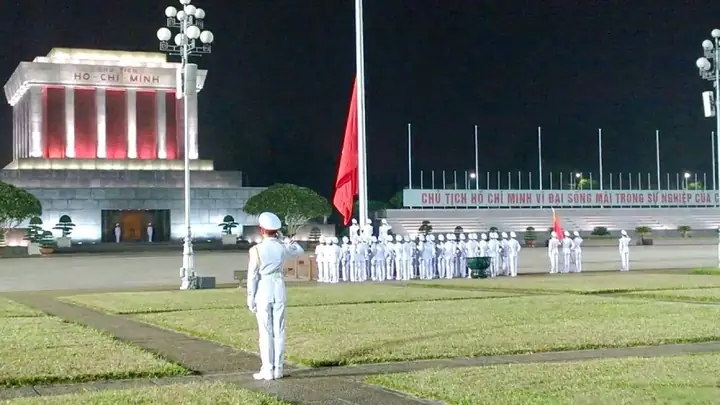 Lễ Hạ Cờ Lăng Bác Mấy Giờ? Thông Tin Chi Tiết Và Những Điều Cần Biết 35 Lễ Hạ Cờ Lăng Bác Mấy Giờ? Thông Tin Chi Tiết Và Những Điều Cần Biết