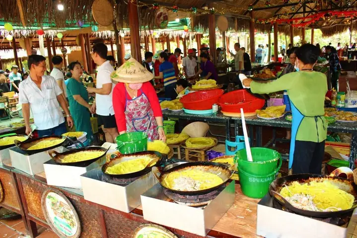 Khám Phá Lễ Hội Ẩm Thực Miền Tây: Tinh Hoa Ẩm Thực Dân Gian Nam Bộ & Lễ Hội Cần Thơ Khám Phá Lễ Hội Ẩm Thực Miền Tây: Tinh Hoa Ẩm Thực Dân Gian Nam Bộ & Lễ Hội Cần Thơ