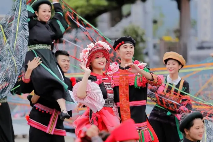 Tết Nhảy Của Người Dao: Ý Nghĩa, Nguồn Gốc Và Nét Văn Hóa Độc Đáo Tết Nhảy Của Người Dao: Ý Nghĩa, Nguồn Gốc Và Nét Văn Hóa Độc Đáo