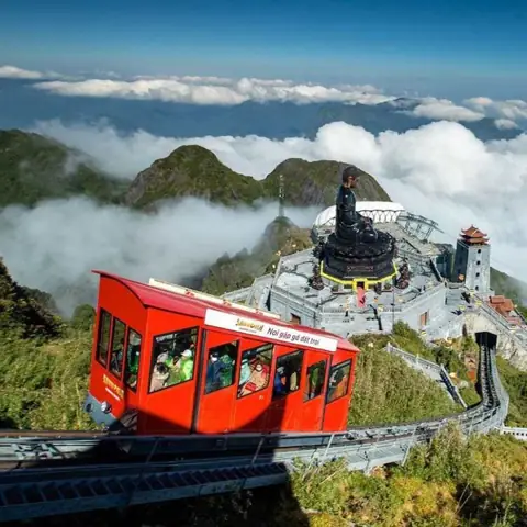 Leo Fansipan Mùa Nào Đẹp Nhất Để Có Trải Nghiệm Tuyệt Vời?