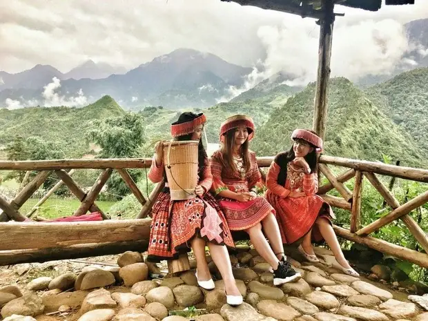 Lịch Trình Du Lịch Sapa Tự Túc: Cẩm Nang Từ A-z Cho Hành Trình 2n1đ, 3n2đ & Chi Phí Mới Nhất 2026 Lịch Trình Du Lịch Sapa Tự Túc: Cẩm Nang Từ A-z Cho Hành Trình 2n1đ, 3n2đ & Chi Phí Mới Nhất 2026