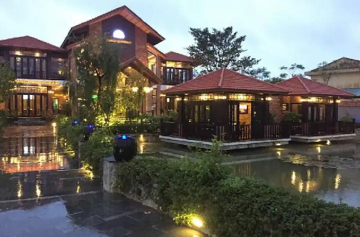 Menu Nhà Hàng Duyên Anh Huế: Khám Phá Thực Đơn Hải Sản Tươi Ngon