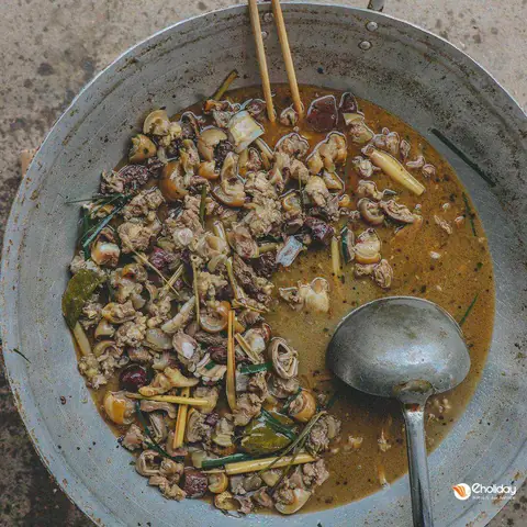 Khám Phá Thắng Cố Sapa: Nguồn Gốc, Cách Thưởng Thức Và Quán Ngon Chuẩn Vị Khám Phá Thắng Cố Sapa: Nguồn Gốc, Cách Thưởng Thức Và Quán Ngon Chuẩn Vị