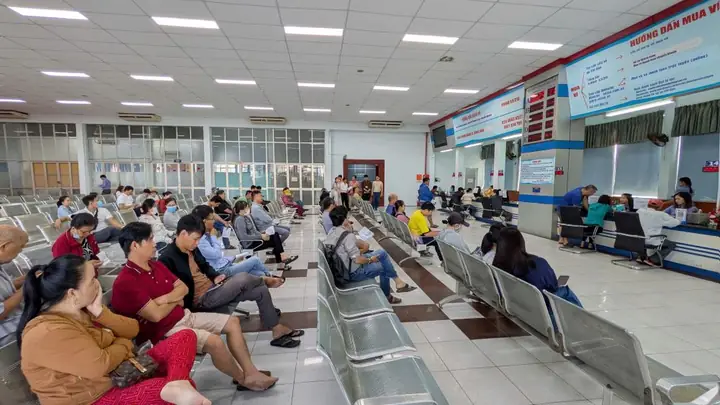 Mua Vé Tàu Ga Sài Gòn: Hướng Dẫn Chi Tiết Cách Đặt Vé Online Và Trực Tiếp