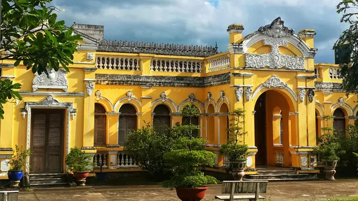 Nhà Đốc Phủ Hải Gò Công: Lịch Sử, Kiến Trúc Và Kinh Nghiệm Tham Quan Nhà Đốc Phủ Hải Gò Công: Lịch Sử, Kiến Trúc Và Kinh Nghiệm Tham Quan