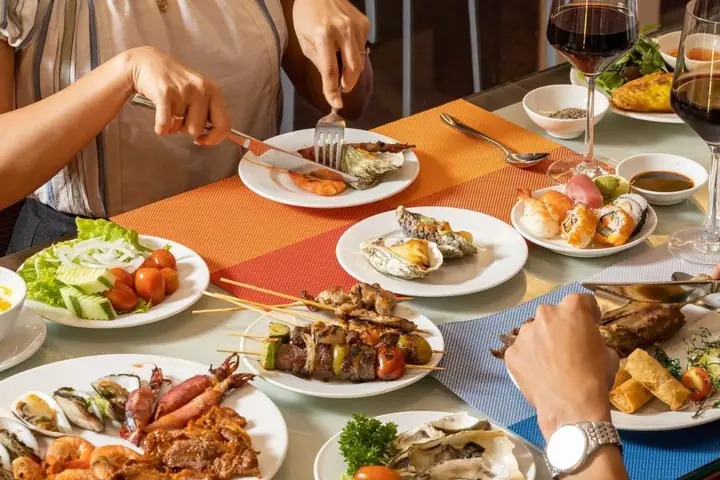 Top Nhà Hàng Buffet Hải Sản Ngon Nhất Nha Trang: Chọn Ở Đâu Cho Chuẩn Vị? Top Nhà Hàng Buffet Hải Sản Ngon Nhất Nha Trang: Chọn Ở Đâu Cho Chuẩn Vị?