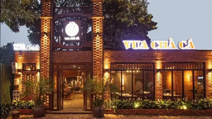 Khám Phá Chả Cá Lã Vọng Hà Nội: Top Quán Ngon & Cách Thưởng Thức Chuẩn Vị