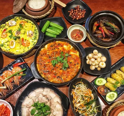 Nhà Hàng Cơm Niêu Việt Nam: Khám Phá Hương Vị Truyền Thống & Địa Chỉ Ngon 71 Nhà Hàng Cơm Niêu Việt Nam: Khám Phá Hương Vị Truyền Thống & Địa Chỉ Ngon