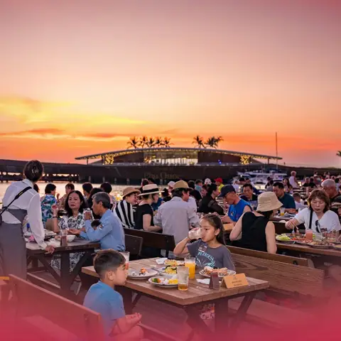 Nhà Hàng Phù Hợp Cho Gia Đình: Gợi Ý Địa Điểm Ngon, Ấm Cúng Tại Hà Nội & Tp.hcm 81 Nhà Hàng Phù Hợp Cho Gia Đình: Gợi Ý Địa Điểm Ngon, Ấm Cúng Tại Hà Nội & Tp.hcm