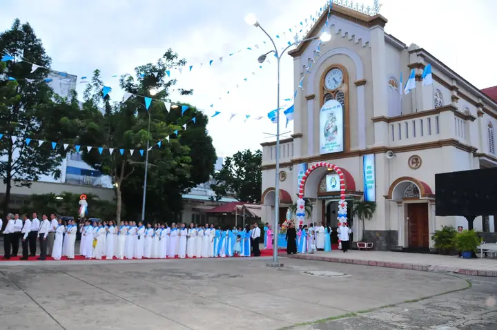 Nhà Thờ Chí Hòa: Lịch Sử, Giờ Lễ Và Kiến Trúc Độc Đáo Tại Sài Gòn Nhà Thờ Chí Hòa: Lịch Sử, Giờ Lễ Và Kiến Trúc Độc Đáo Tại Sài Gòn