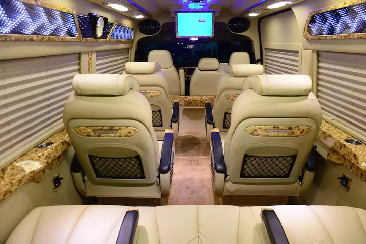 Nhà Xe Bình Minh Limousine: Lịch Trình, Giá Vé & Thông Tin Đặt Xe Hà Nội - Ninh Bình Nhà Xe Bình Minh Limousine: Lịch Trình, Giá Vé & Thông Tin Đặt Xe Hà Nội - Ninh Bình