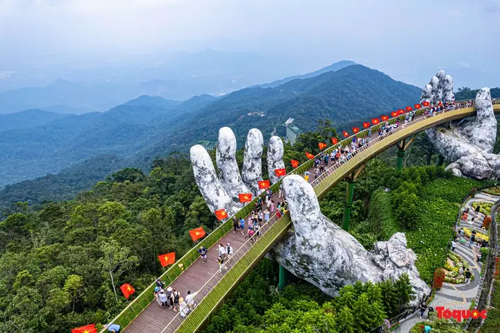 Top 50 Địa Điểm Du Lịch Hấp Dẫn Nhất Việt Nam: Khám Phá Từ Bắc Vào Nam