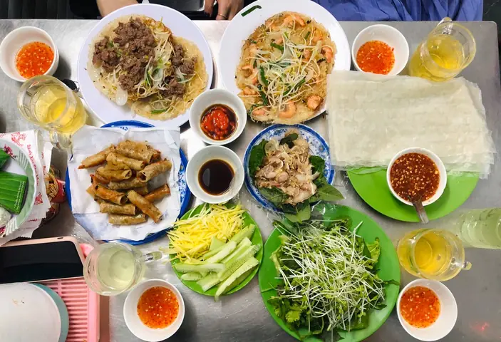 Khám Phá 25+ Món Ngon Phú Yên Độc Đáo: Từ Hải Sản Tươi Ngon Đến Đặc Sản Địa Phương