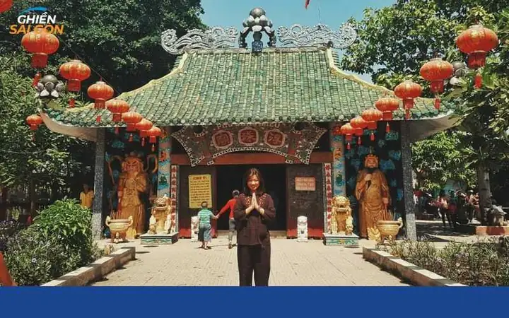 Top 5 Ngôi Chùa Cầu Con Linh Thiêng Nhất Sài Gòn: Hướng Dẫn Chi Tiết Từ A-z Top 5 Ngôi Chùa Cầu Con Linh Thiêng Nhất Sài Gòn: Hướng Dẫn Chi Tiết Từ A-z