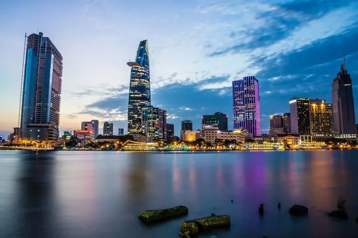 Top 20+ Địa Điểm Ngắm Cảnh Đẹp & Check-in "đỉnh Cao" Sài Gòn 2025