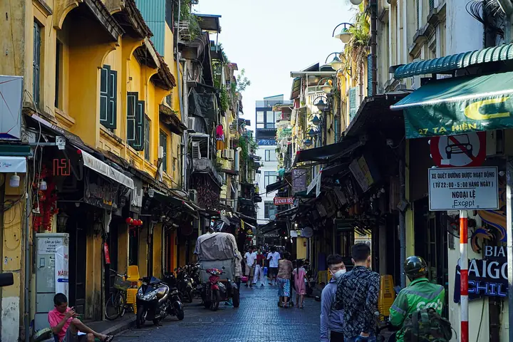Phố Cổ Hà Nội Có Gì? Khám Phá 15+ Địa Điểm Ăn Chơi, Check-in Hấp Dẫn Nhất